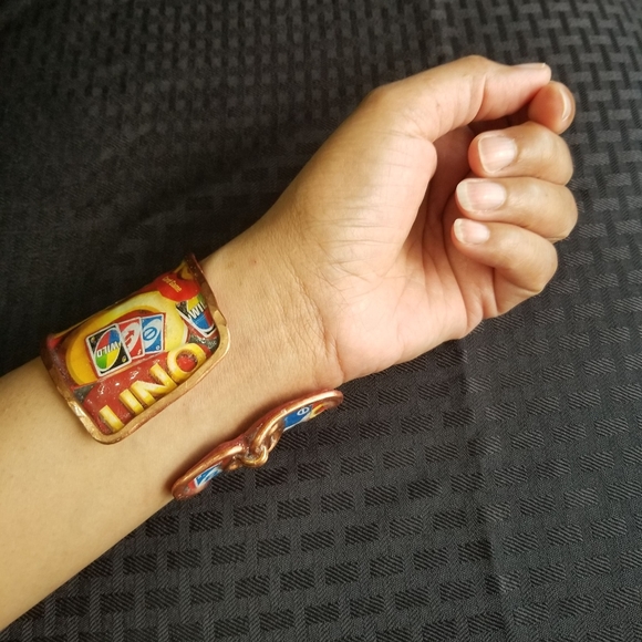 Uno Out Cuff - Picture 4 of 8
